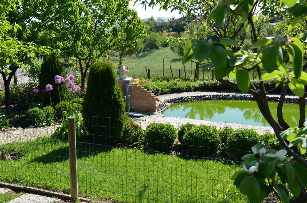 Cascina Castagneto CastellʼAlfero Exterior foto