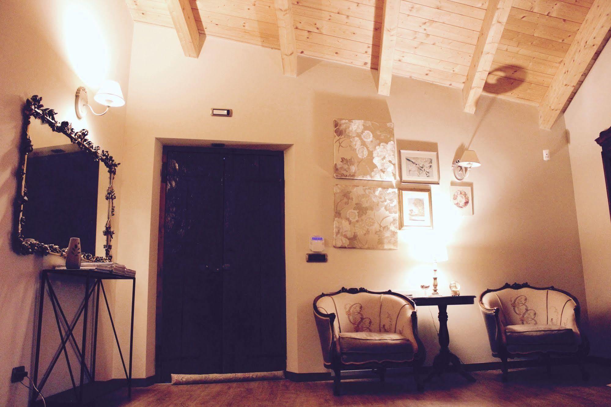 Cascina Castagneto CastellʼAlfero Exterior foto