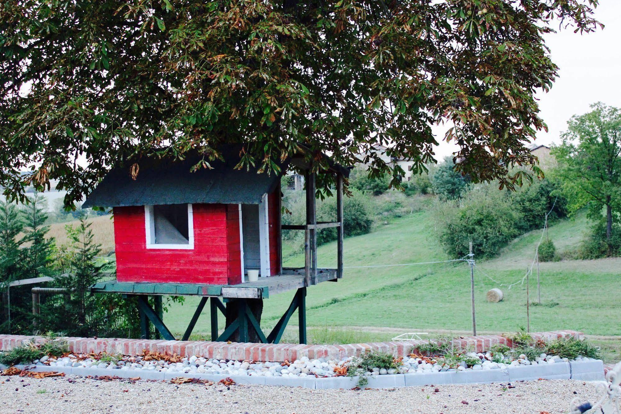 Cascina Castagneto CastellʼAlfero Exterior foto